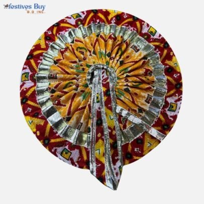 Bandhani Print Krishna Dress – 8 Inch Diameter | Traditional Laddu Gopal Poshak with Silver Lace for Puja, Janmashtami & Daily Darshan